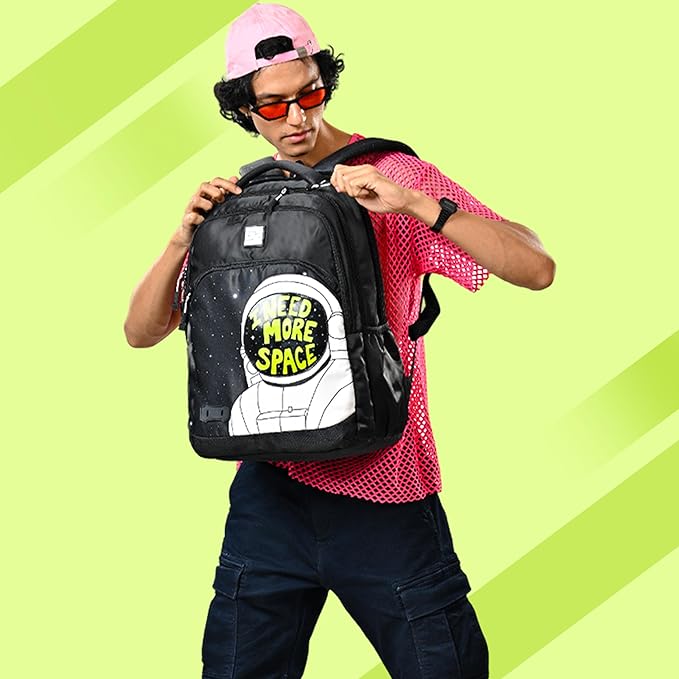 Space Pod Backpack 19″ Boys (Black) - Image 2